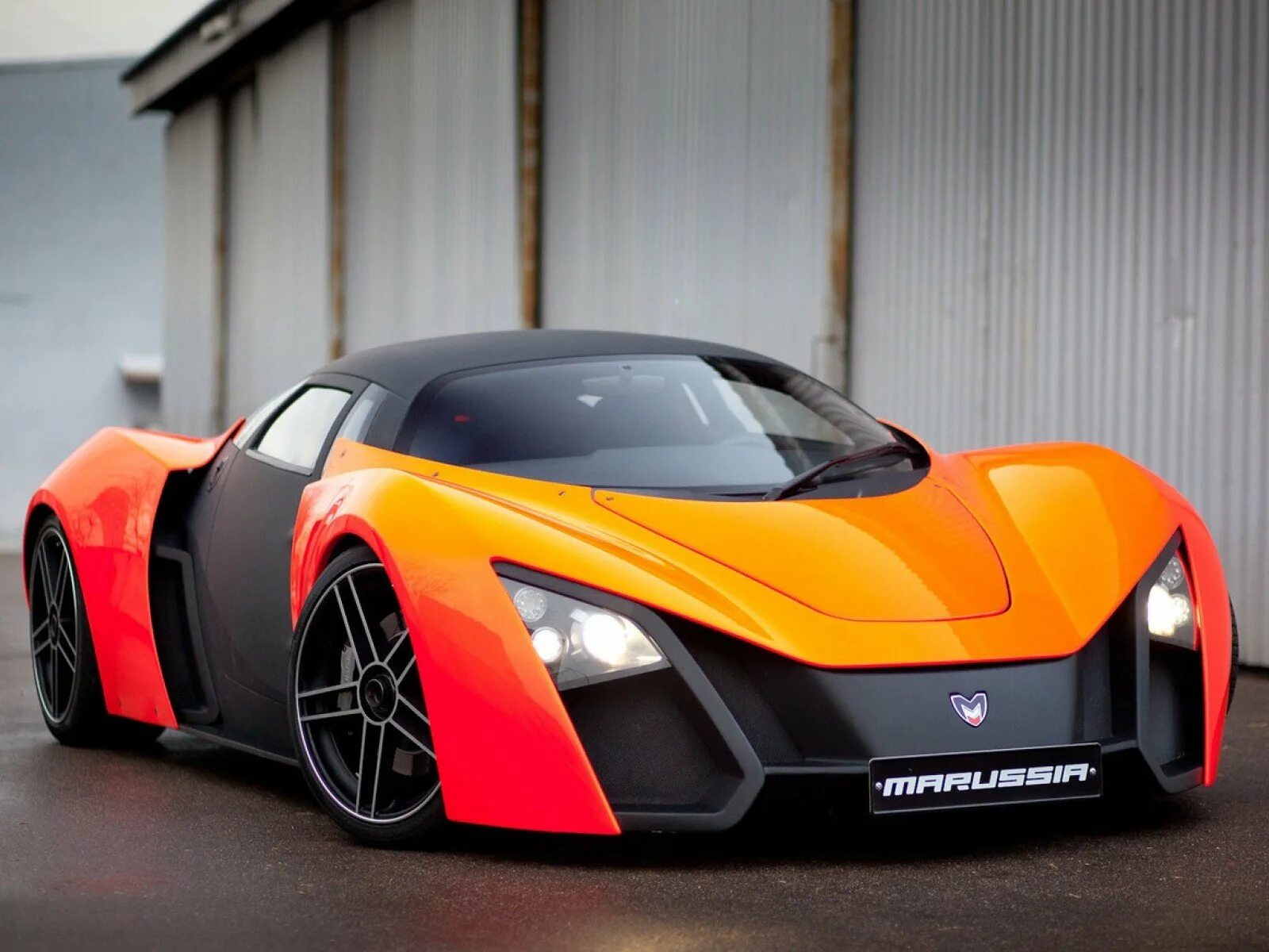 Marussia b2. Спорткар Marussia b2. Машина хотя в россии