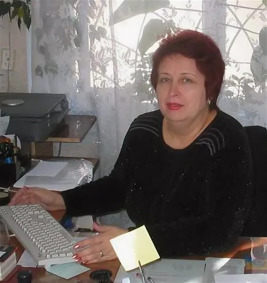 Директор сш 17. 10 школа армавир. 17 школа армавир. директор 10 школы армавир. директор 17 школы армавир.