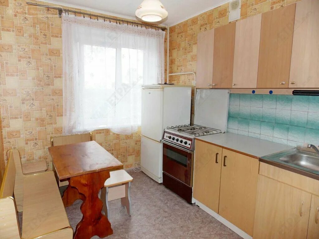 сдам комнату марата 22-24. молодогвардейцев 6. молодогвардеец 17. р-н дзержинский оренбург. ивановская область г приволжск улица льнянщиков дом 3 кв 51.