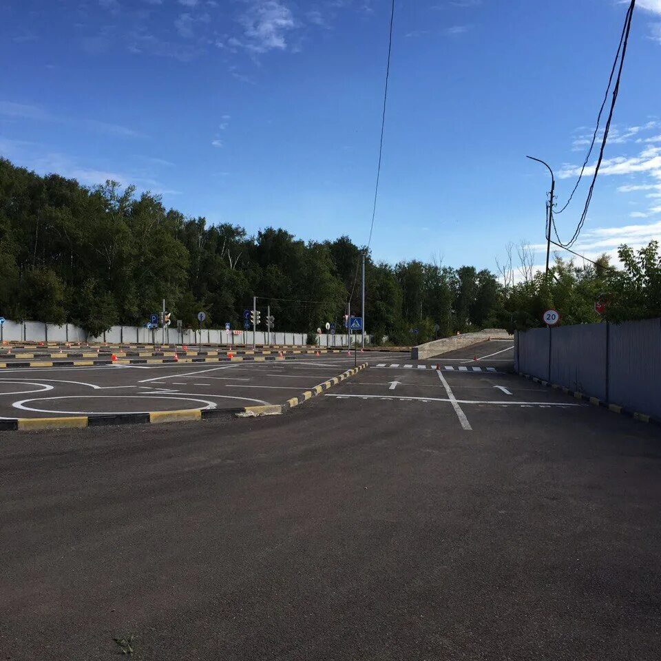 Шоссейная 3 оренбург автодром. Автошкола башавтолига. Автодром на цветочной уфа. Автодром на цветочной уфа. Автодром уфа затон.