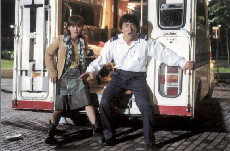 Фильм с джеки чаном близнецы про вампиров. Близнецы фильм про вампиров 2003. Близнецы фильм про вампиров 2003. Джеки чан 2004. Близнецы фильм про вампиров 2003.