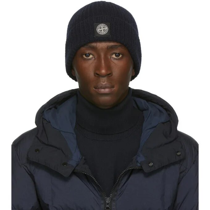 Шапки stone. Шапка Stone Island. Stone Island головные уборы. Шапка бини Stone Island. Stone Island Patch Beanie.