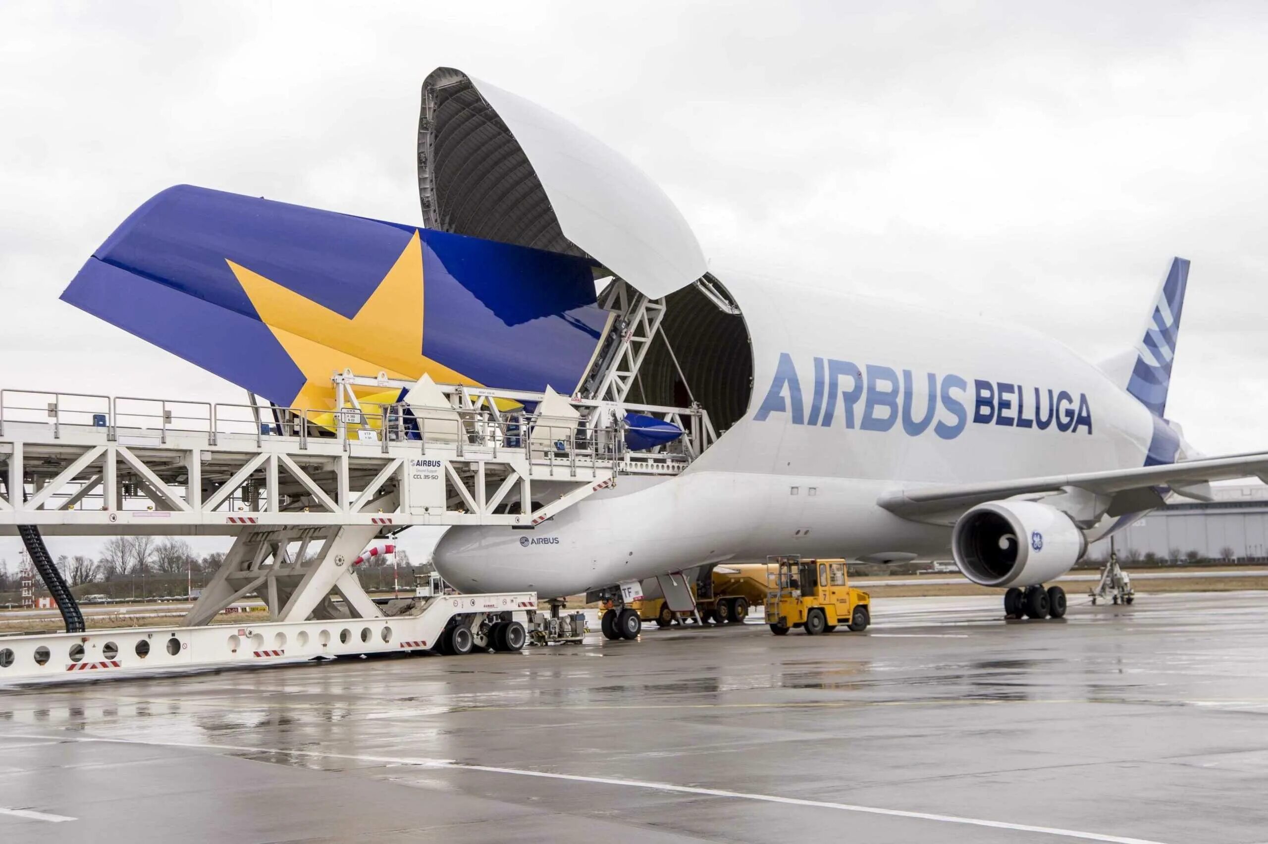 Эирбас. A380 Airbus грузовой.