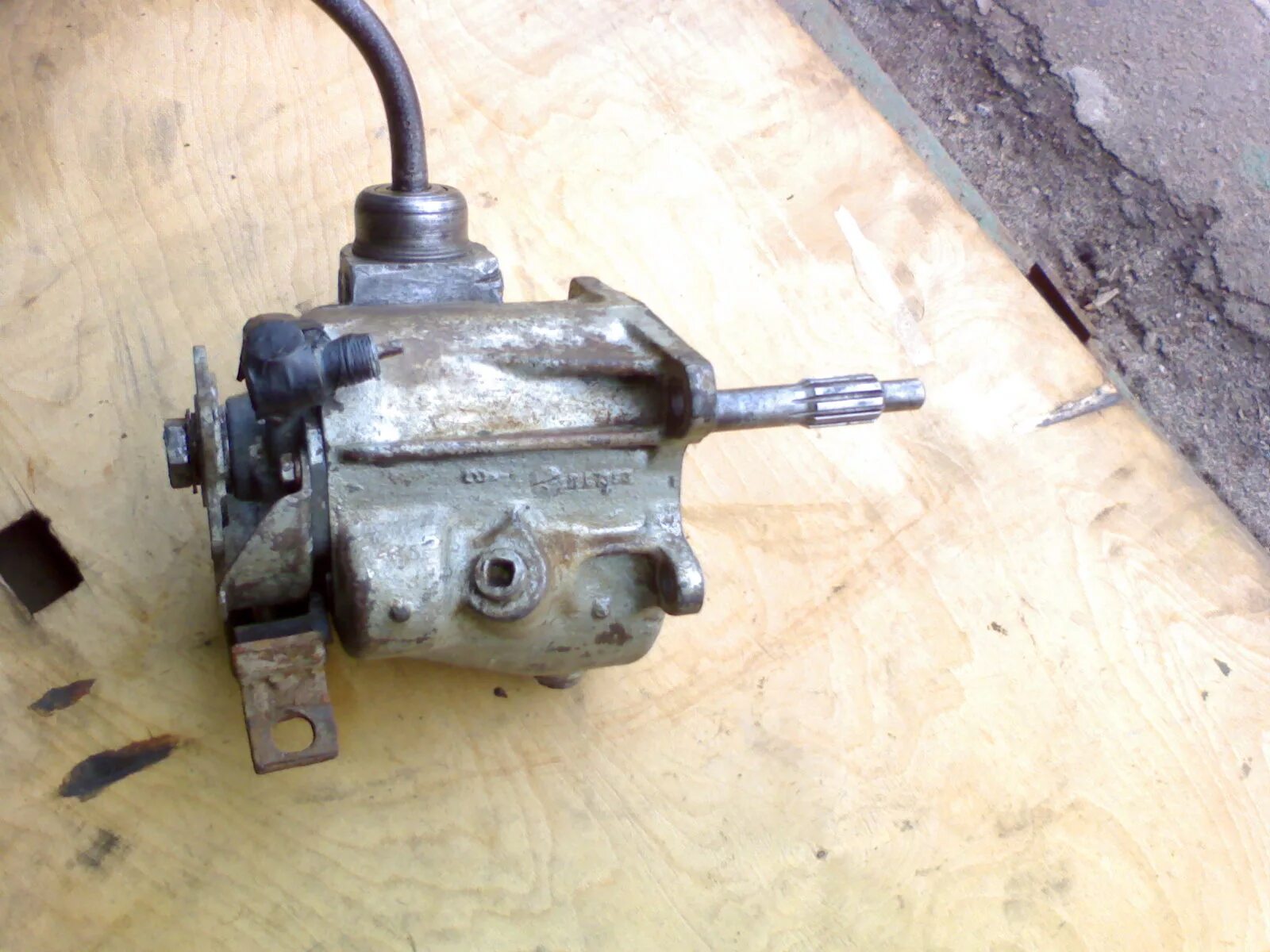 Кпп москвич 401. Маслонасос москвич 401. Коробка москвич 401. Кпп 401 москвича. Москвич 400 коробка передач.