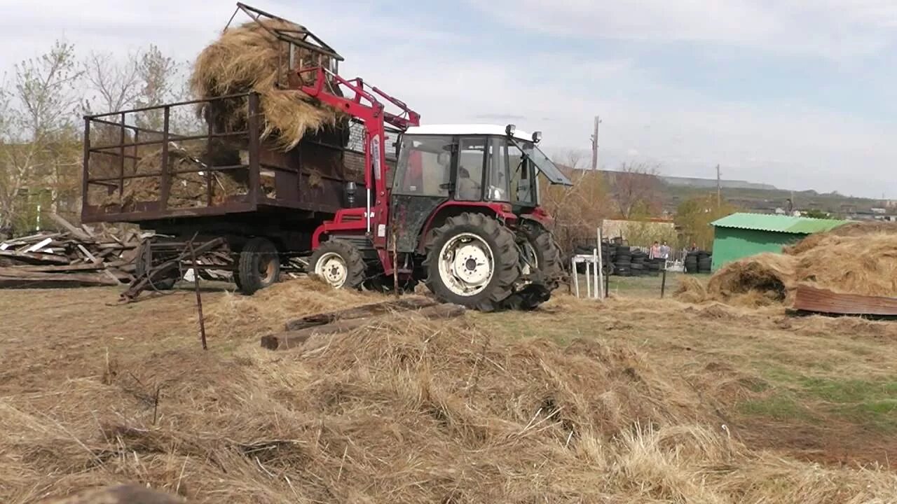 Погрузка сена. Yanmar f455. Hay Loader.