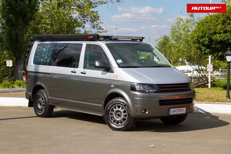 VW t5 Transporter 2.5. Фольксваген Мультивен т5 GP. Фольксваген Транспортер т5 двухцветный. Двухцветный VW Transporter t5. Т5 2.0 дизель купить