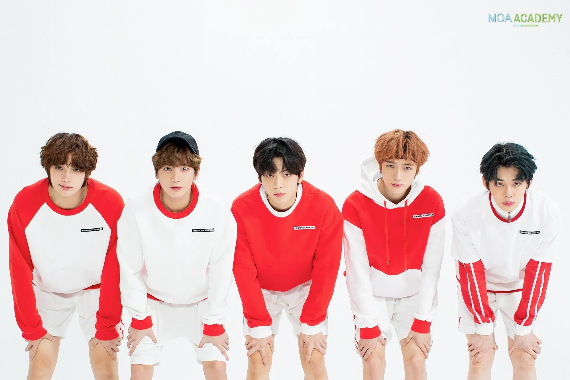 Название тхт. Txt kpop группа. тхт группа 2025. txt участники 2025. txt участники 2025.