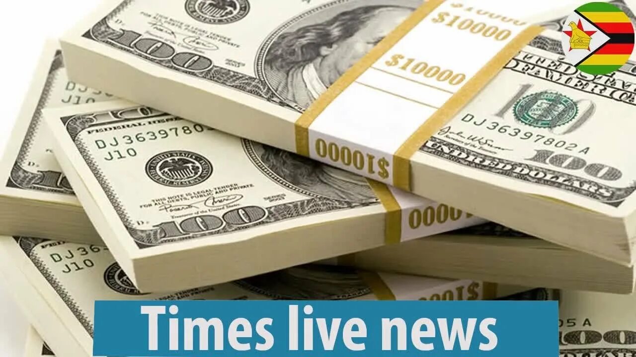Пачка 10 000 долларов. Сто миллионов долларов. На белом фоне 1000000. Миллион долларов. Пачка денег.