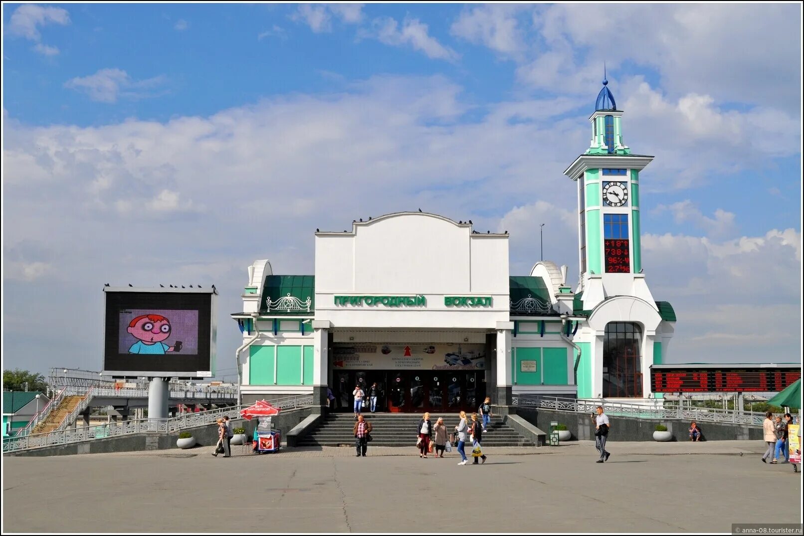 пригородный вокзал новосибирск. пригородный вокзал новосибирск главный. пригородный вокзал новосибирск главный. пригородный вокзал новосибирск. старый пригородный вокзал новосибирск.