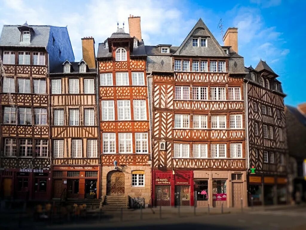 Ля рен. Ренн (город во Франции). Ренн Rennes город. Бур-ла-РЕН. Ренн Франция фото.