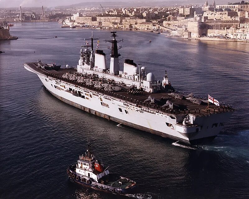Виф ю. Авианосцы типа инвинсибл. hms invincible r05. malta-class aircraft carrier. виф2.