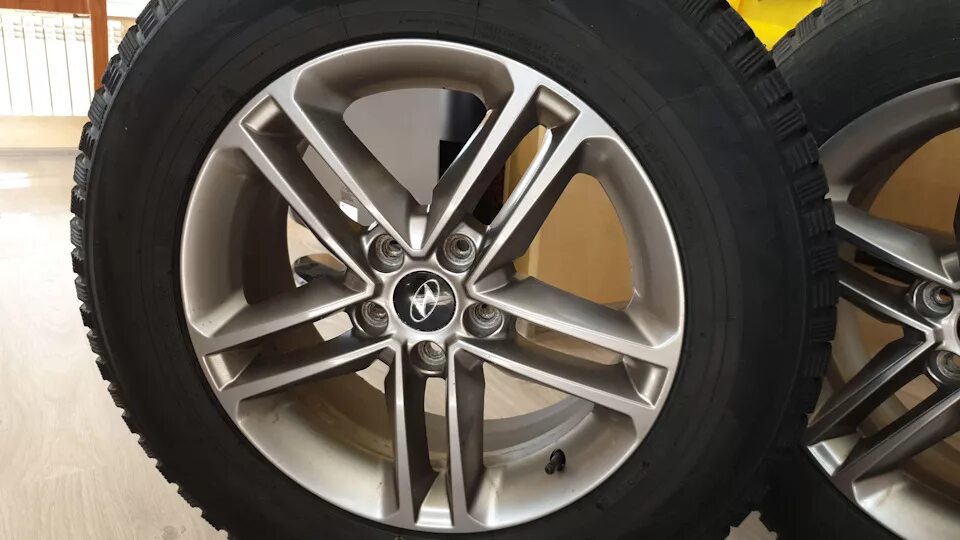 Диски r19 Санта Фе 3. Шины на Хендай Санта Фе 3. Санта Фе 2 r18. Шины 235/60 r19 Hyundai Santa Fe. Санта фе размер резины