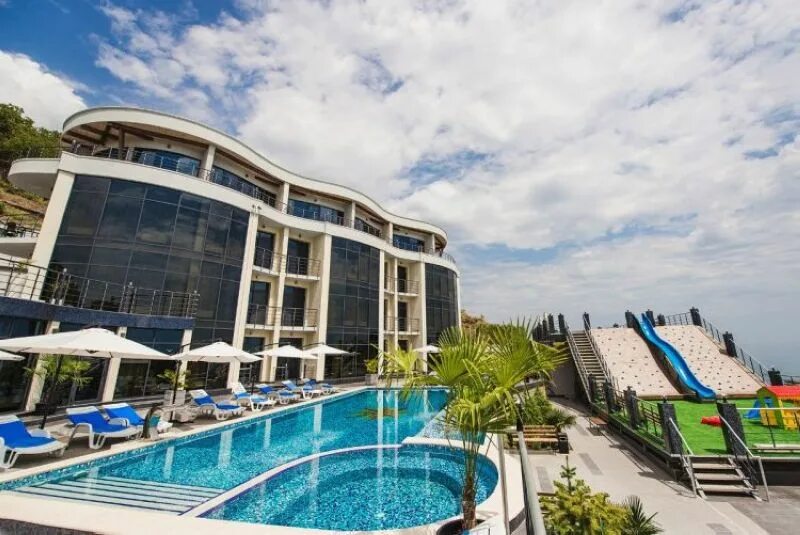 Скай маре. Скай маре. Sky mare алушта. Sky mary откль. Скай соул крым.