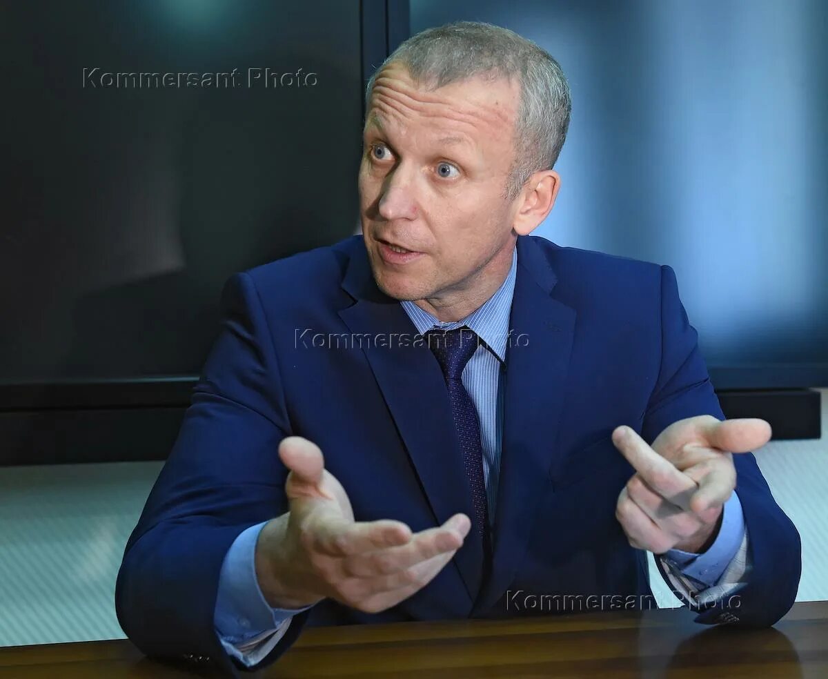 Генеральный директор ао коломенский завод мочалин игорь валерьевич. Спецмашмонтаж мытищи. Генеральный директор механического завода. Генеральный директор механического завода. Директор механического завода орск.