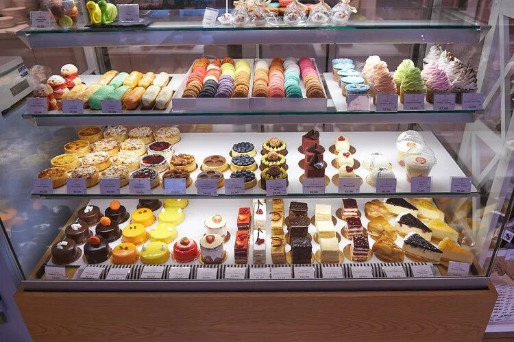 Кондитер карамель. Конфеты микс невский кондитер. Кондитерская карамель кришна пермь. Кондитерская в микрорайоне. Карамелька кондитерская.