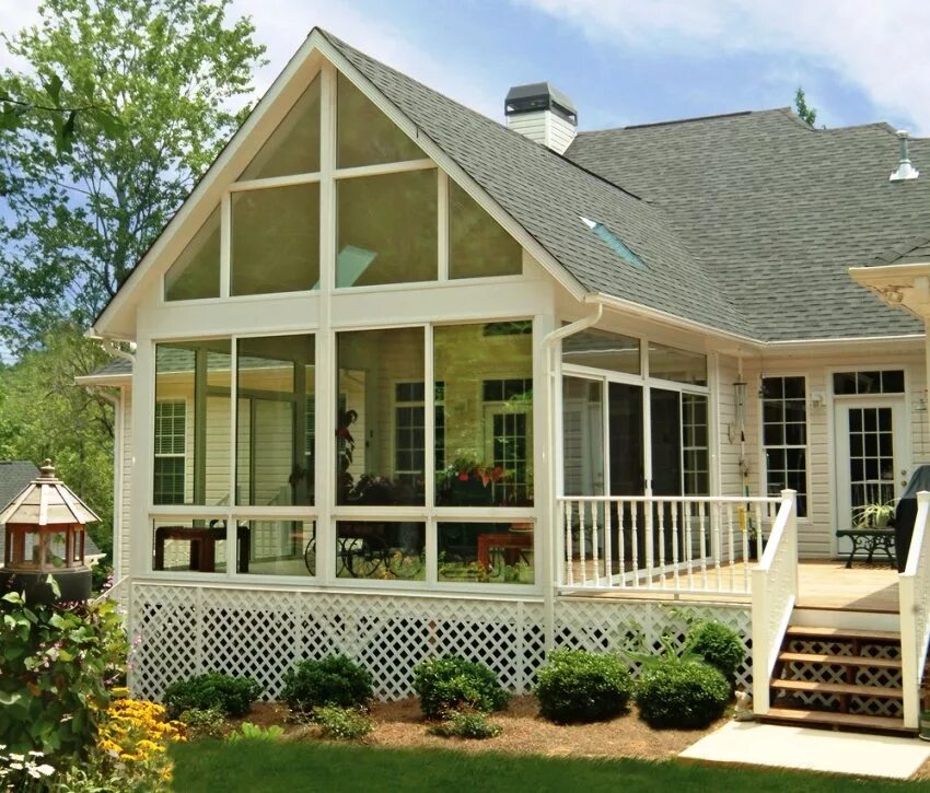 застекленная веранда. современные пристройки к дому. пристройка террасы. терраса к дому.