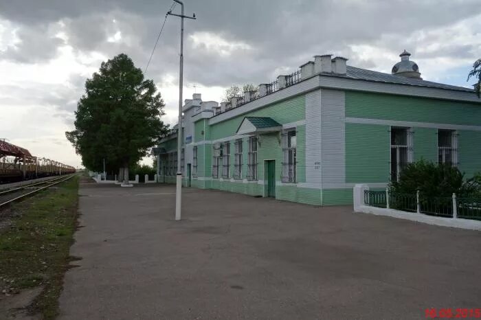 Жд станция петровское. Петровско-разумовская (остановочный пункт). Вокзал железнодорожный петровск. Жд станция петровское. Станция сильницы ярославская область.