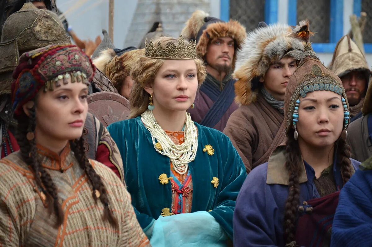 Аружан джазильбекова золотая орда. Сериал золотая орда ханша айжан. Аружан джазильбекова золотая орда. Хан берке золотая орда сериал. Аружан джазильбекова в сериале золотая орда.