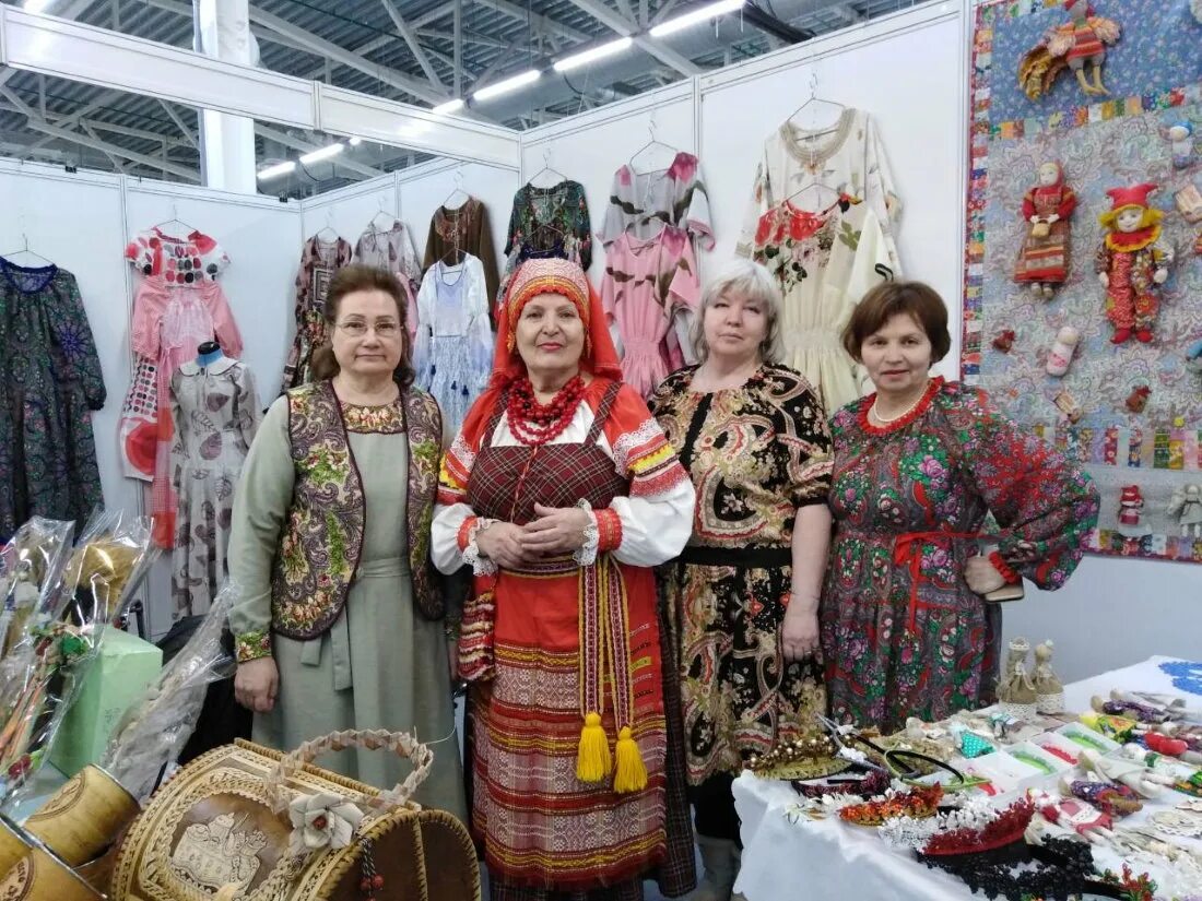 Ивановская ярмарка в перми. Ярмарка ивановского текстиля в нижнем новгороде. Иваново, ярмарочная ул. Ивановский текстиль в перми на пермской ярмарке в 2022 году. Пермский торговля комплекс ярмарка.