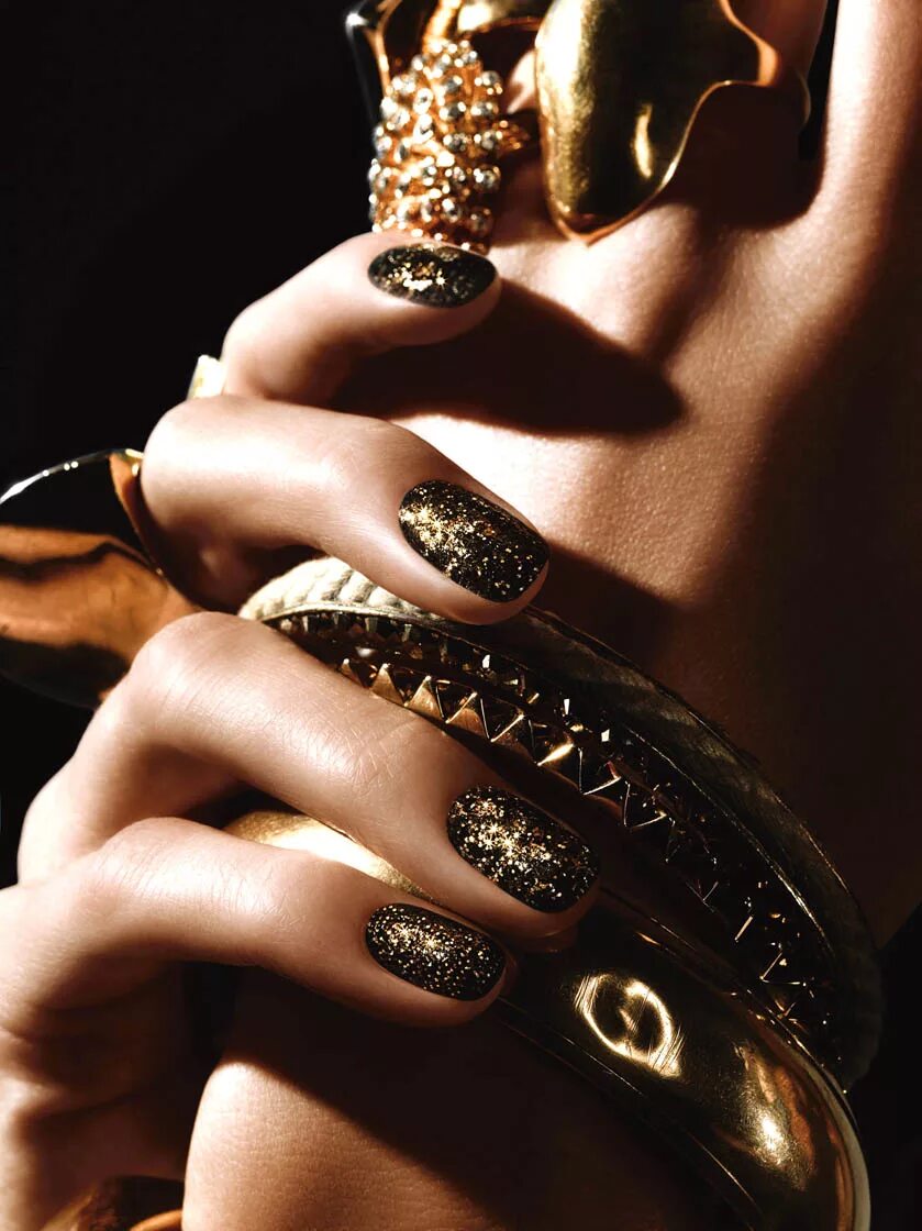 Роскошь маникюр. Праздничный маникюр на длинные ногти. Золотой маникюр. Шикарные модные ногти богатые. Шикарные ногти.