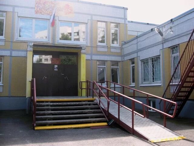 Школа 579 санкт петербург. Школа 579 приморского района санкт-петербурга. школа 688 приморского района. школа 59 приморского района санкт-петербурга. школа 53 приморского района санкт-петербурга.
