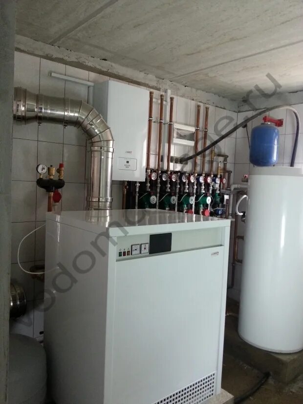 Газовый котел для отопления частного дома на 200 м2. Газовый котел для отопления частного дома 100м2 от баллона. Газовый котел buderus logamax plus gb062-24 kd. Электрокотлы 100м2 для отопления. Газовый котёл viessmann vitodens 100.