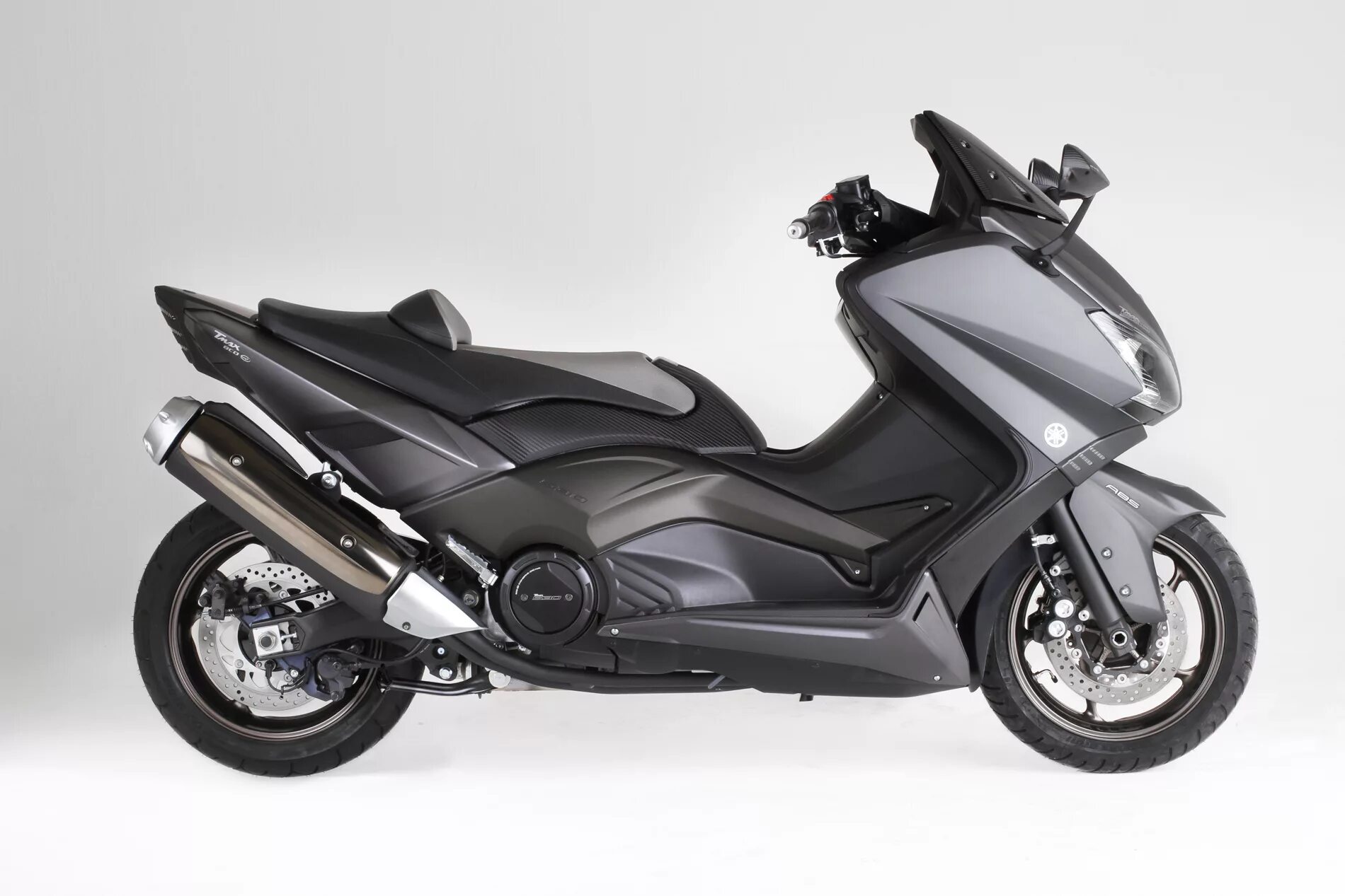 T max. Yamaha TMAX 530. Ямаха т Макс 530. Yamaha TMAX Design. Максискутер Ямаха Тмакс.