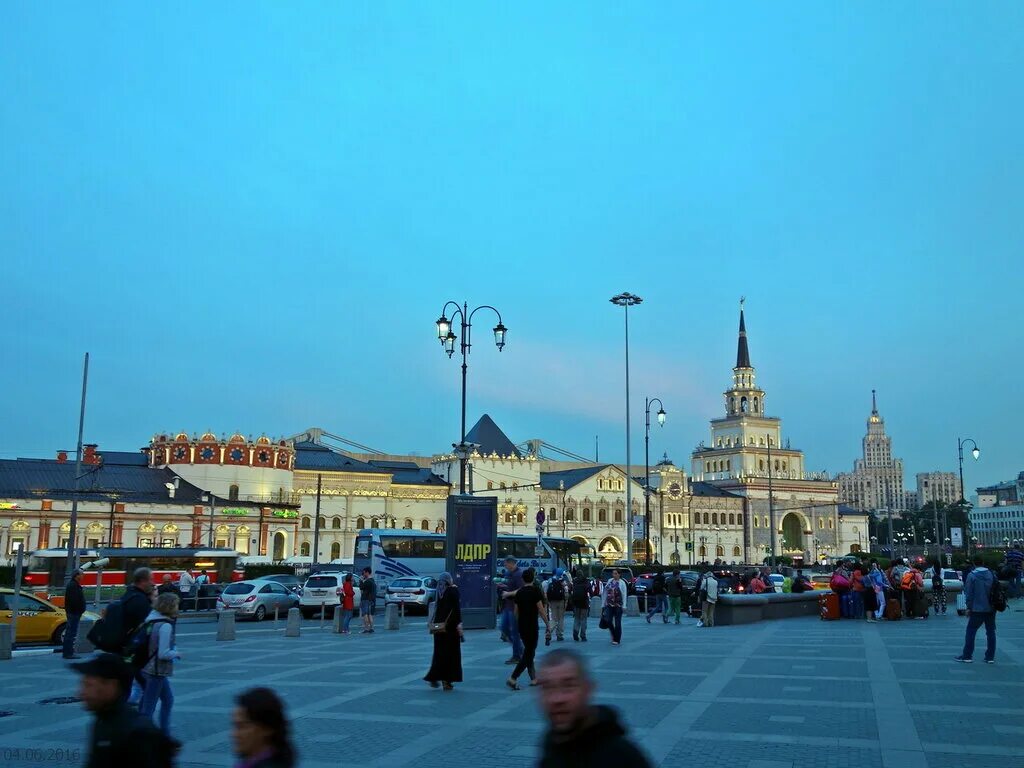 балашиха площадь трех вокзалов