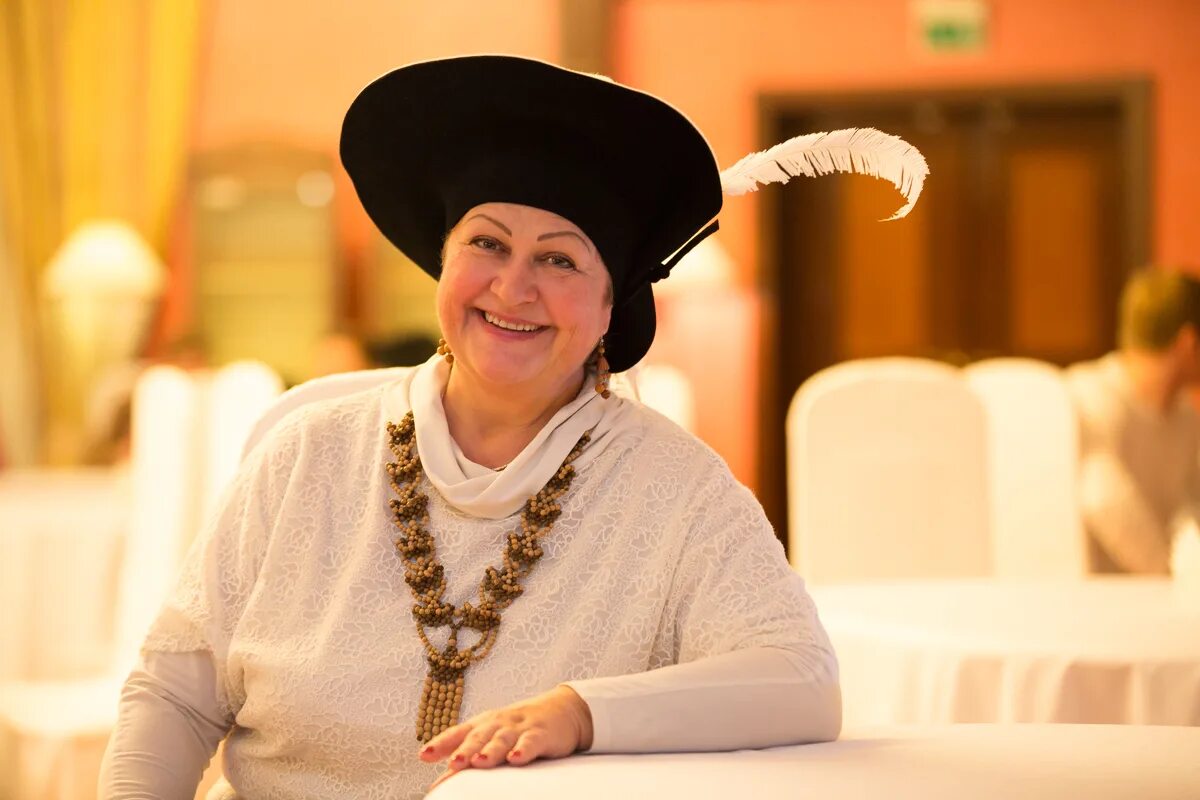 Амадеус ктц югра классик. Кдц-югра классикханты-мансийск. Зал ктц югра классик. Центр югра классик ханты-мансийск. Концертно-театральный центр ханты мансийск.