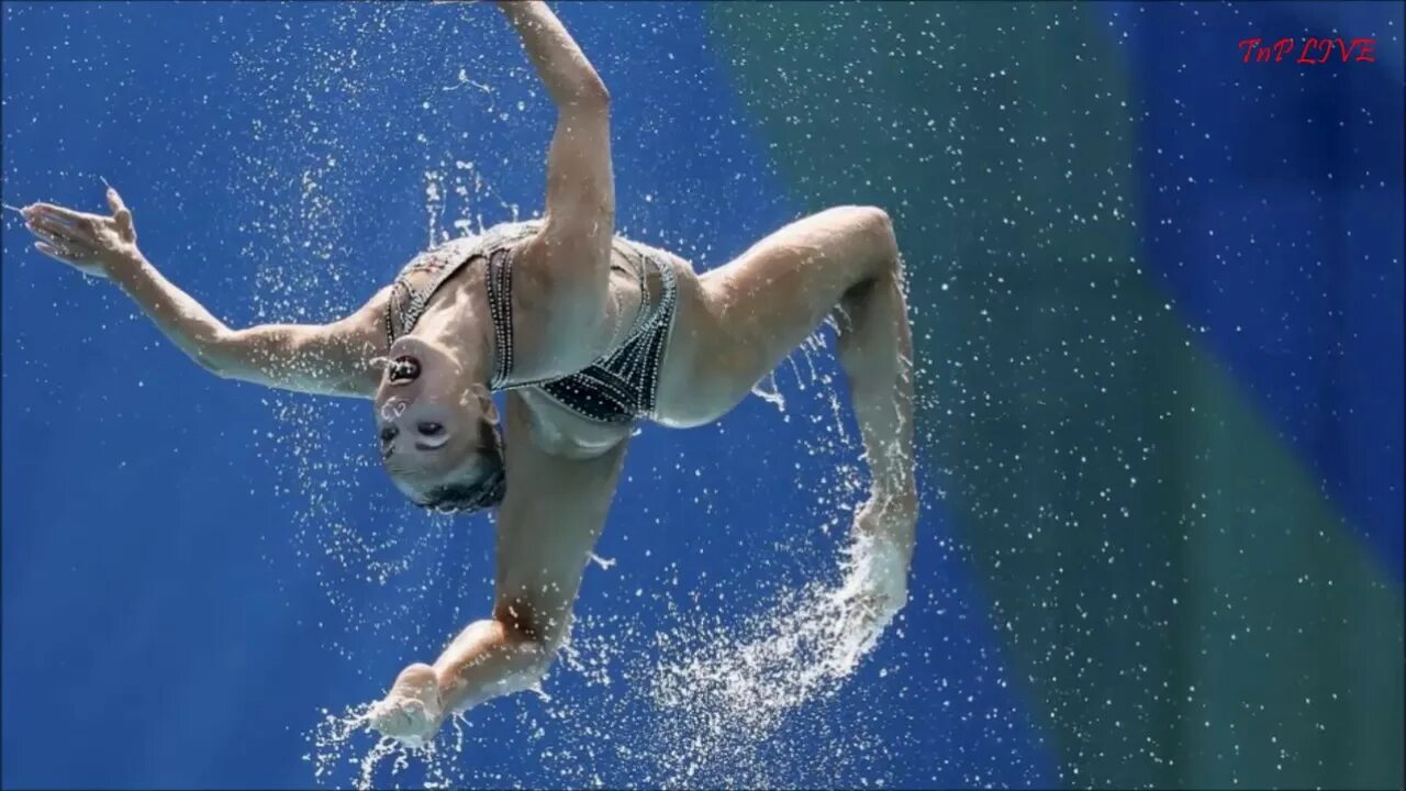 Синхронное плавание вид спорта. Игровые виды спорта водное поло. Гребной слалом каноэ. Синхронное плавание рио де жанейро 2016. Одиночное синхронное плавание 1984.