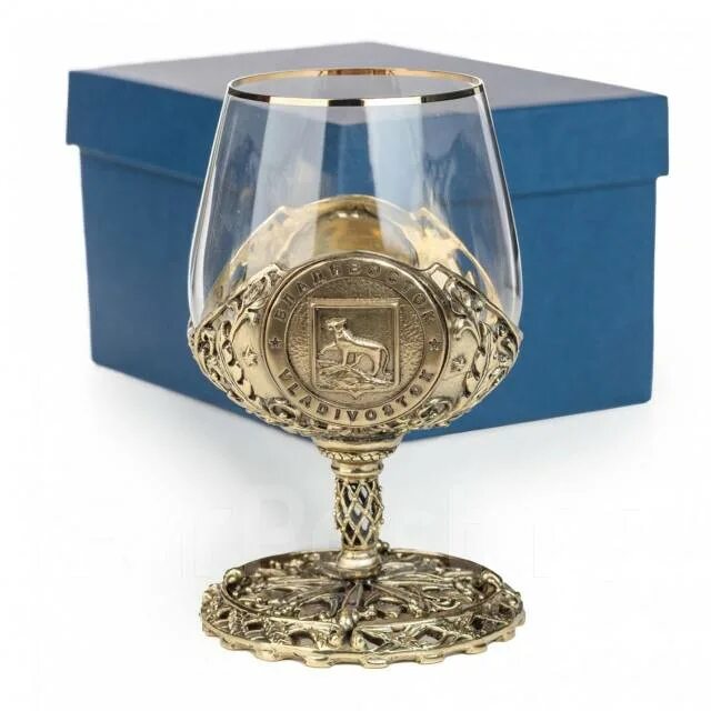 Бокал изабелла. Бокал для бренди "газ и нефть". Бокалы из латуни. Стопка "гусар" ссро-01. Металлические бокалы для вина.