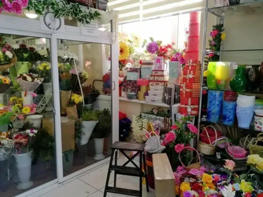 Цветочные магазины новоалтайск