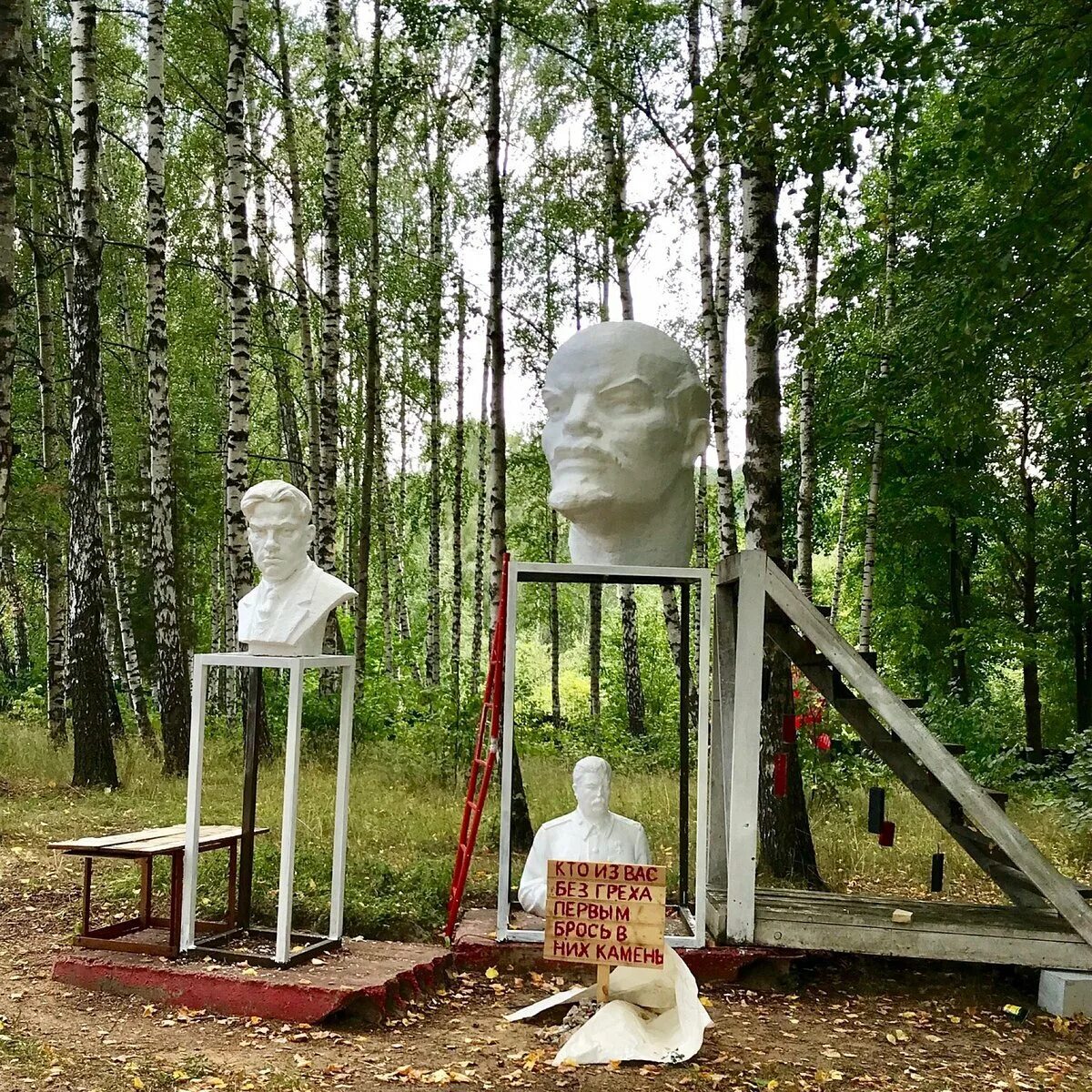 маяковский необычайное приключение. необычай приключение бывшее с владимиром маяковским лето на даче. необычное приключение маяковский. необычайное приключение, бывшее с владимиром маяковским на даче. маяковский на даче читать.