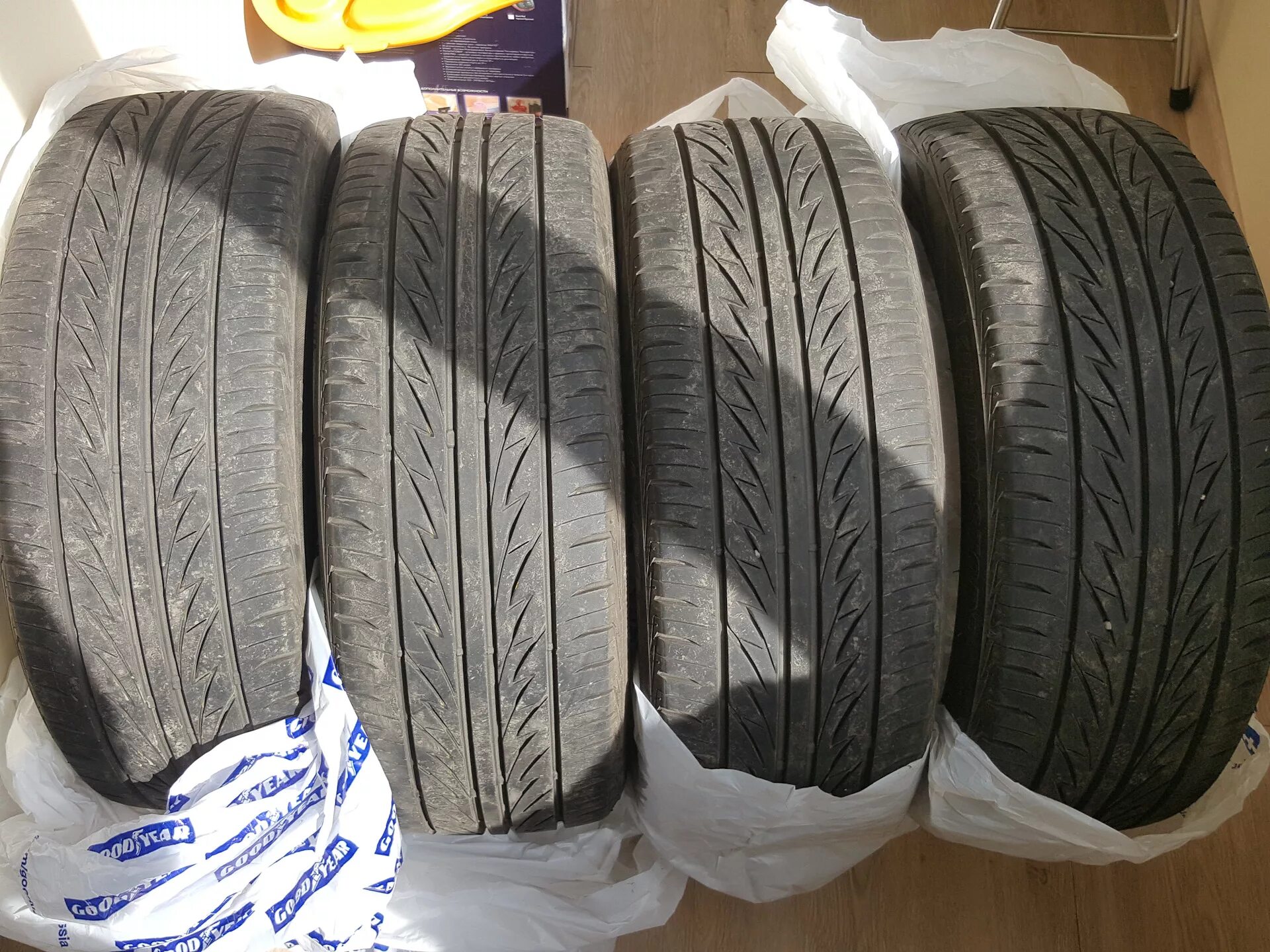 Bridgestone 195/65r15. Bridgestone my-02 sporty Style. Шины Бриджстоун my 01. 195/55 R15 лето.