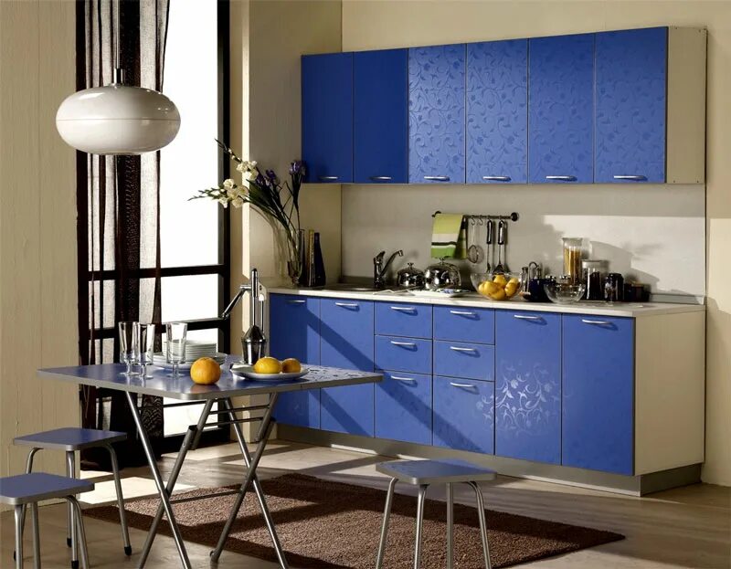 Синяя кухня. Кухня в синем цвете. Синий кухонный гарнитур. Кухонный гарнитур синего цвета. Синяя кухня в интерьере.