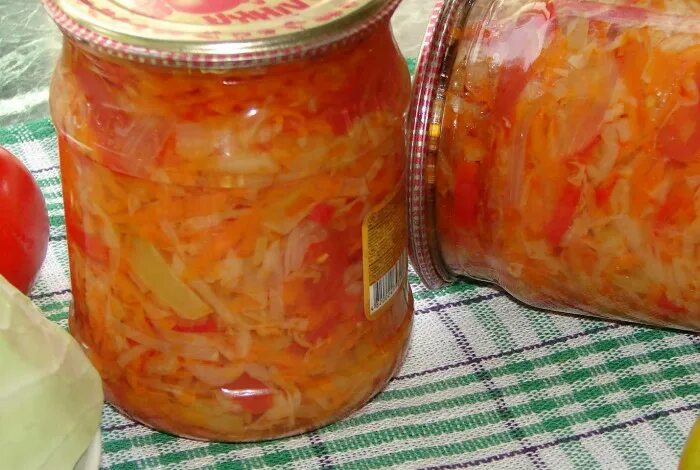 Салаты на зиму с уксусом. Морковный салат на зиму в банках. зимние салаты в банках. салат с капустой на зиму без стерилизации. щи на зиму.