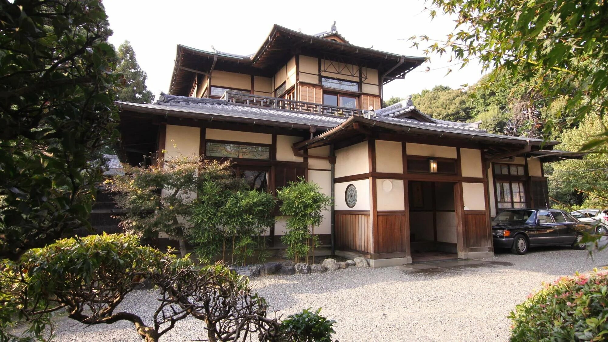 Минка японский дом Камадо. Традиционные японские особняки в Токио. Дом в Киото. Киото традиционная гостиница.