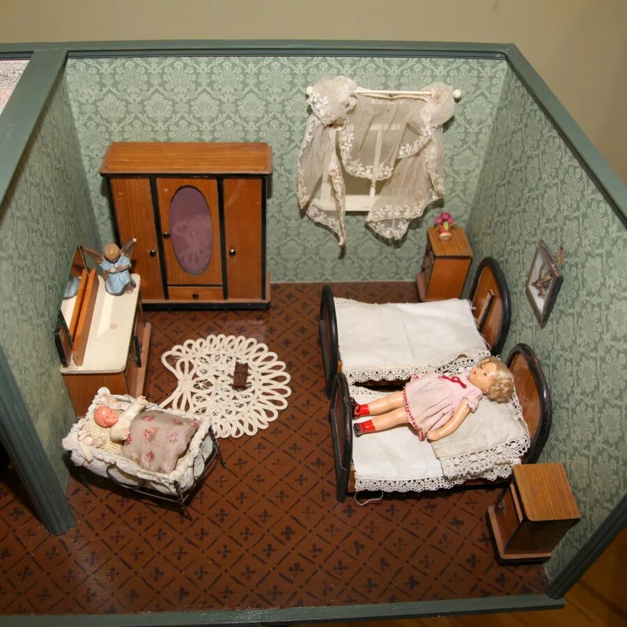 спальня в кукольном домике. комнаты в кукольном домике. квартира куклы. квартира куклы. кукольный домик.
