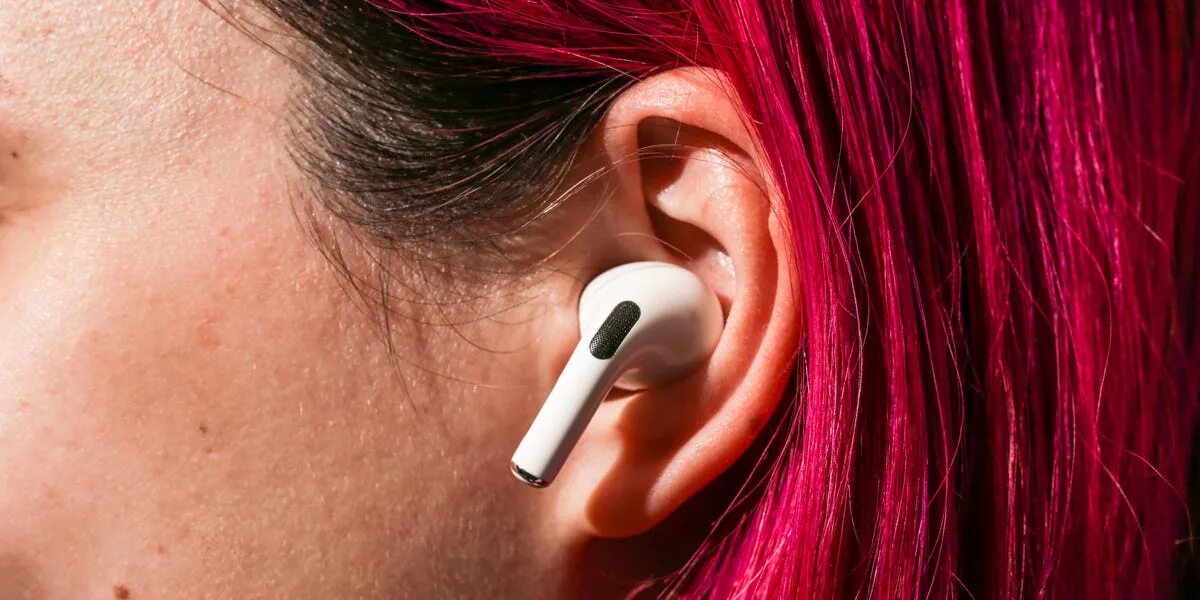 Apple AIRPODS 2.2 В ухе. AIRPODS Pro 2. AIRPODS 3 В ухе. Наушники AIRPODS 2 В ушах.