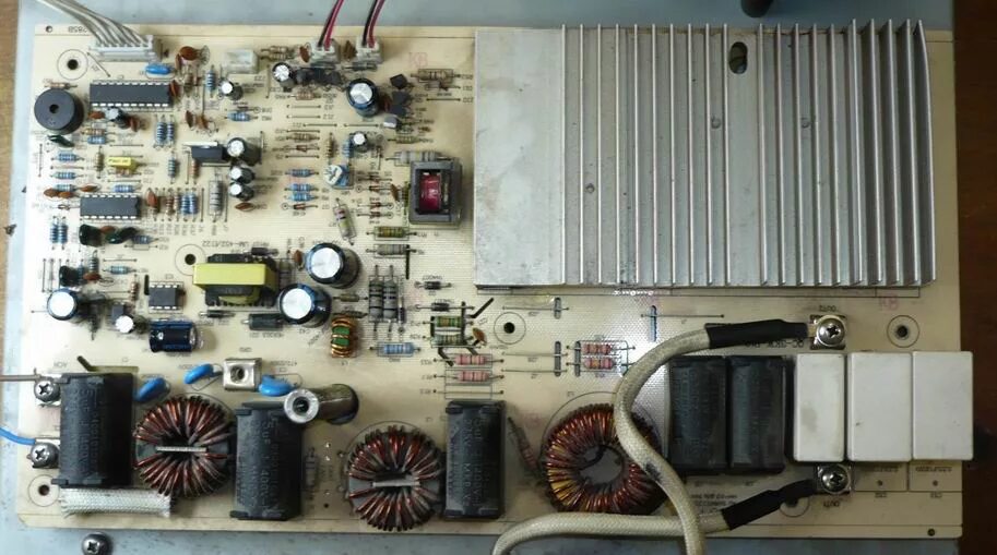Индукционная плита ошибка е2. Силовая плата индукционной панели siemens 55791. e173873 плата для индукционной плиты. ctw-f22 плата индукционной плиты. ошибка е2 индукционной плиты.