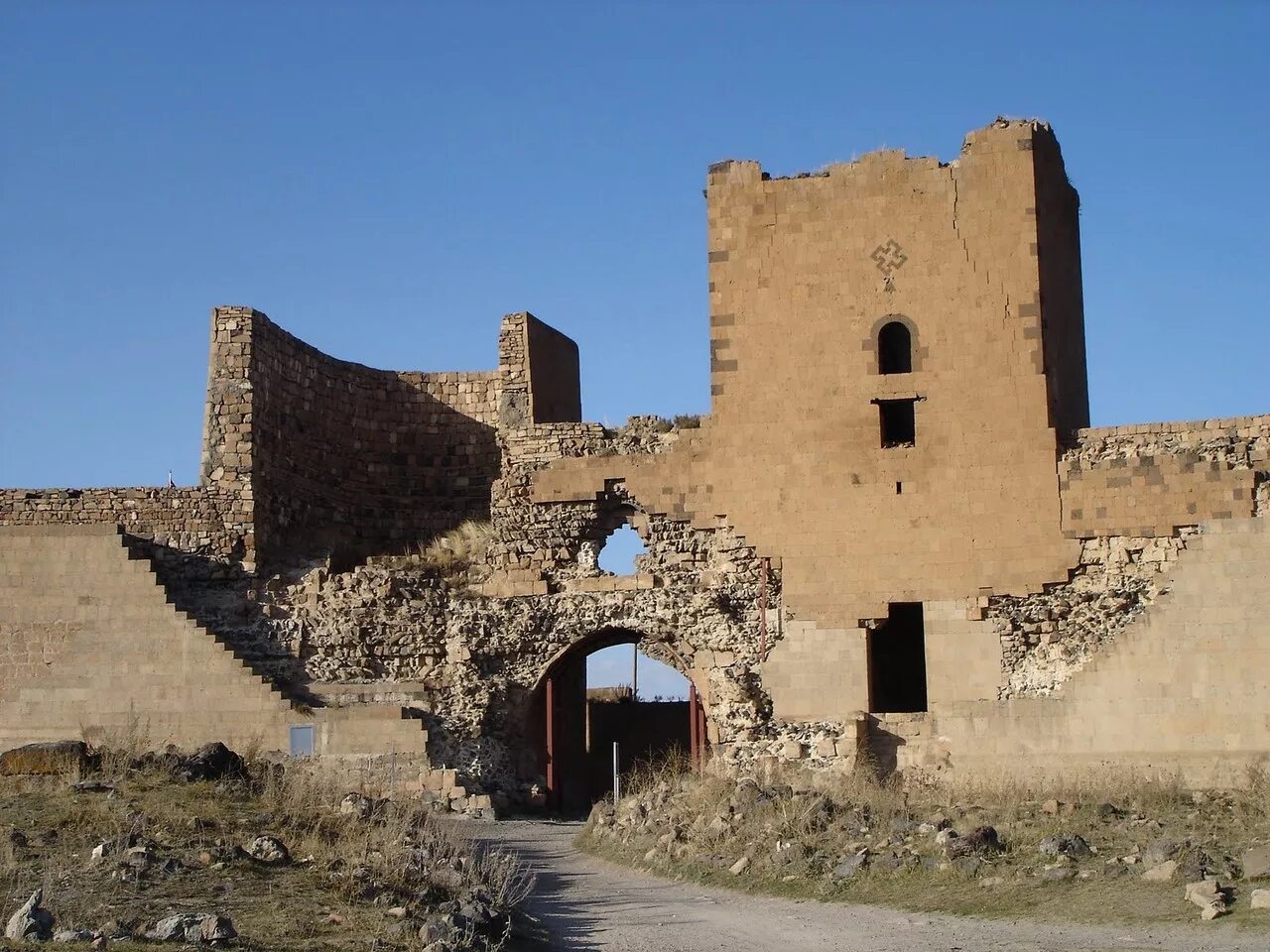 Столица анийского царства 4 букв сканворд. Древний армянский город Ани. Ани столица древней Армении. Крепость Ани в Армении.