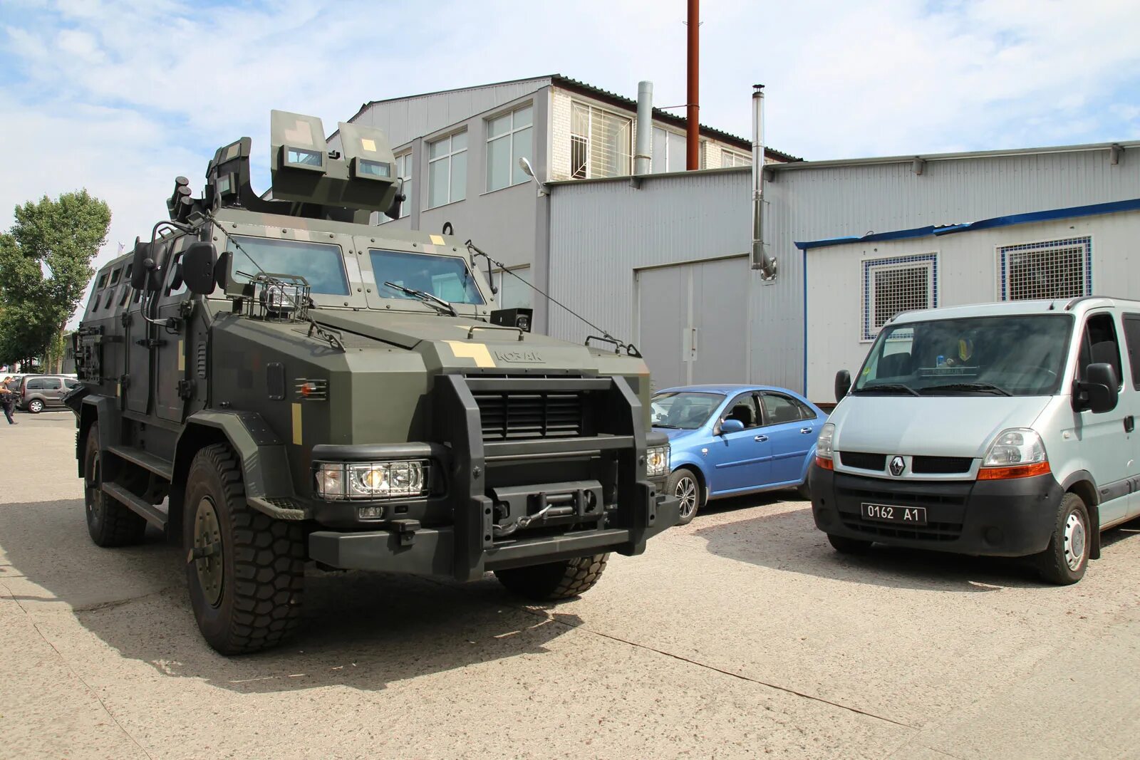 Бронеавтомобиль казак-2м1. Козак 2 бронеавтомобиль. Бронеавтомобили всу козак. Бронеавтомобиль козак 1. Козак 2м бронеавтомобиль.