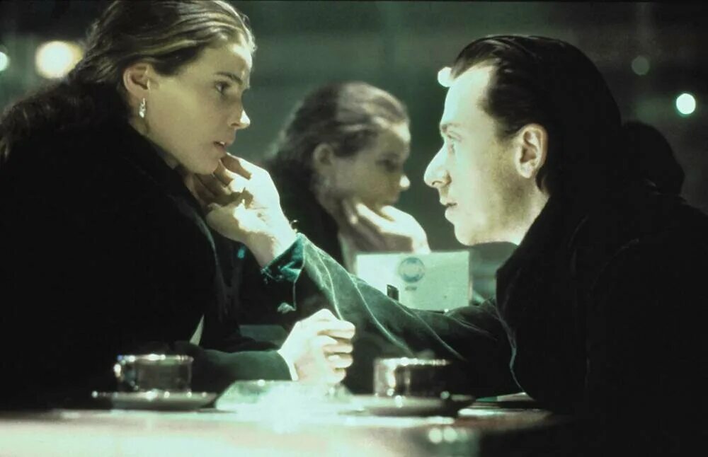 пленники фильм 1994 отзывы. пленники 1994. тим рот и джулия ормонд. пленники фильм 1994. пленник фильм.