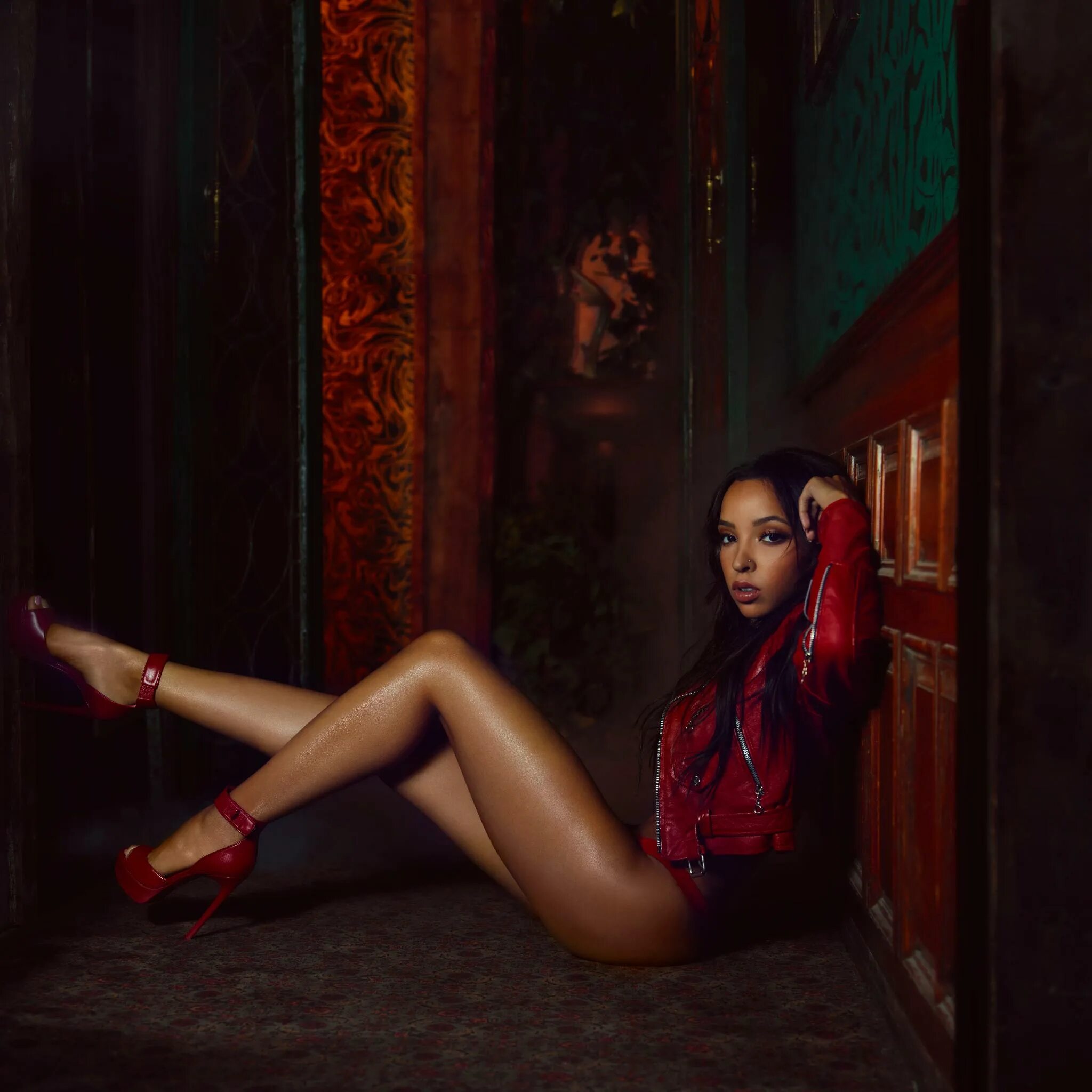 Тинаше Кайесе. Tinashe Kachingwe. Tinashe фото. Tinashe горячие. Dark legs