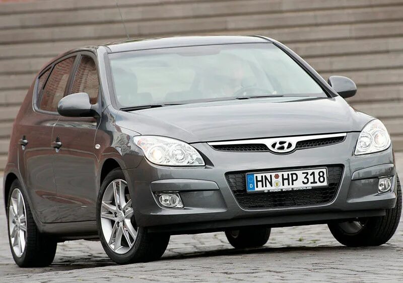 Hyundai i30 1. Hyundai i30 cw 2011. Hyundai i30 2008. Хендай i30 2008. Хендай i30 2008.