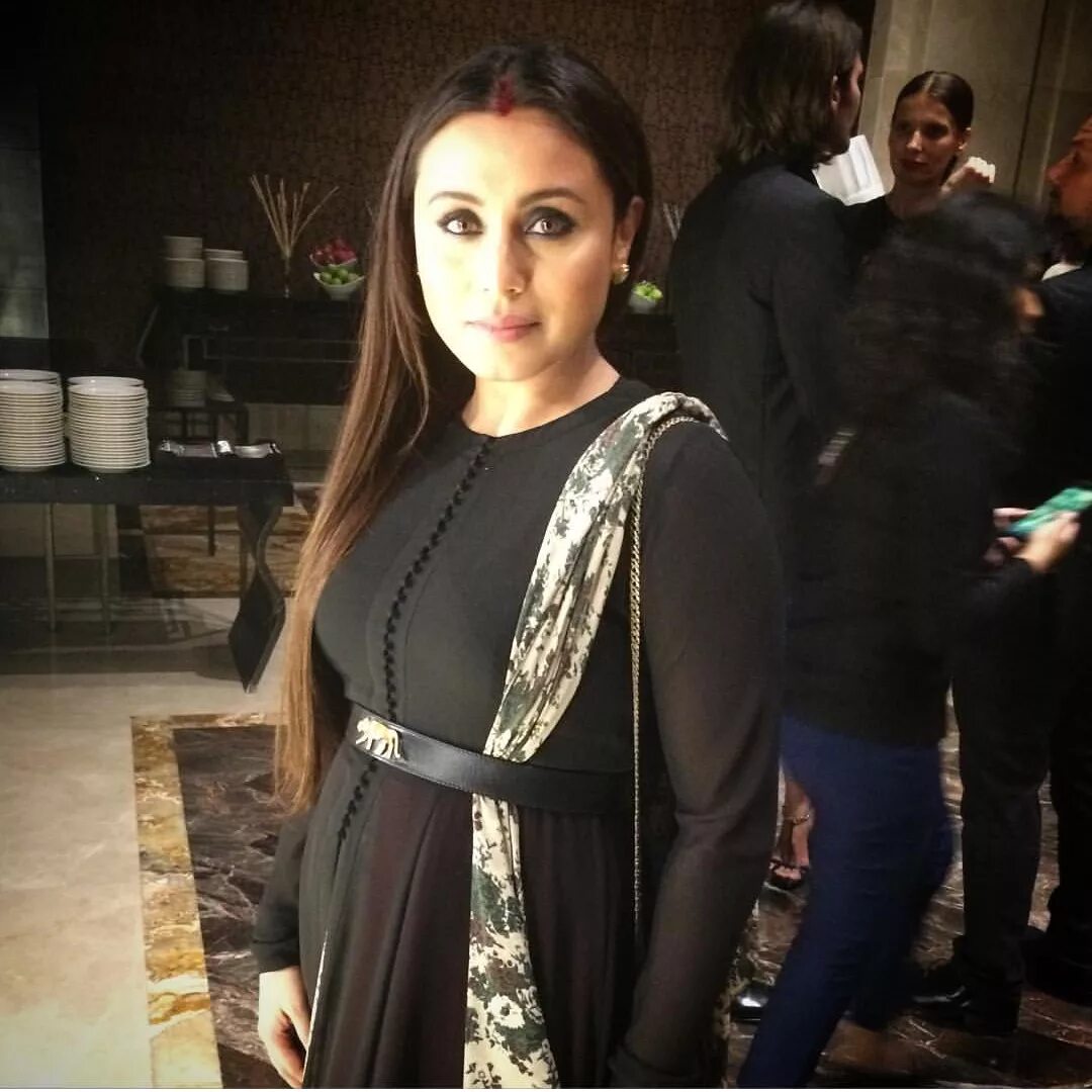 рани мукхерджи актрисы индии. рани мукхерджи довурак. рани мукхерджи в полный рост. рани мукхерджи сейчас 2021. рани мукхерджи фильмы.