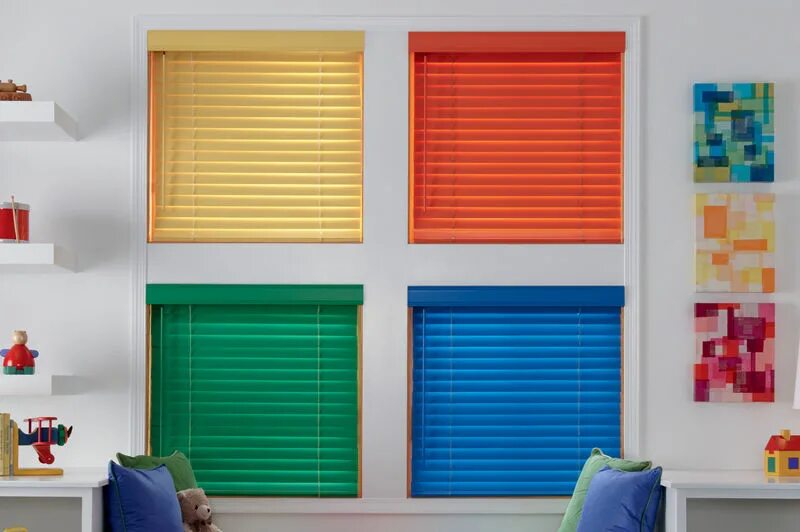 цветные горизонтальные жалюзи. жалюзи на окна цветные. жалюзи на окна горизонтальные. цветные горизонтальные жалюзи. жалюзи цветные.