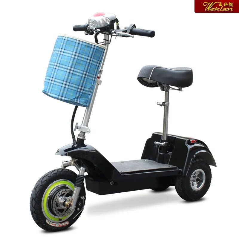 Электросамокат Scooter трехколесный. Трёхколёсный аккумуляторный Scooter. Электросамокат 250вт с сиденьем. Скутер 3х колесный электро 600 ватт. Складные скутеры