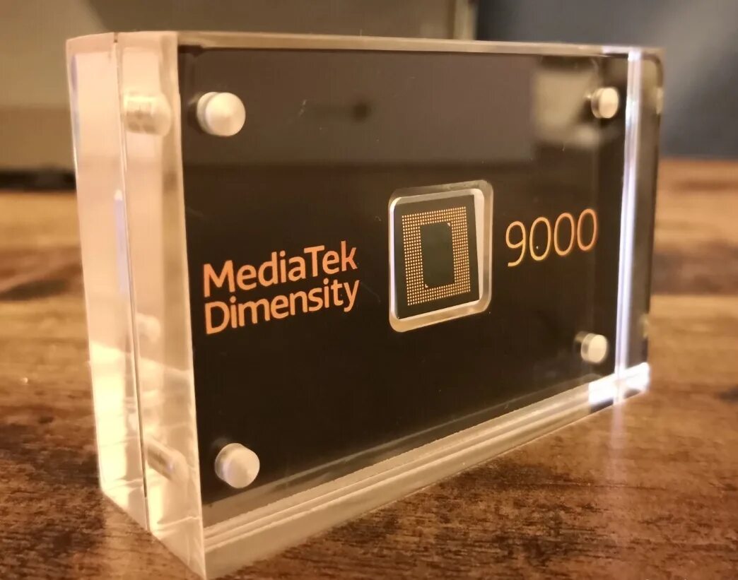 Mediatek socs. Mediatek dimensity 9000. чип dimensity 9000. soc mediatek dimensity 9000. смартфоны с процессором dimensity 9000.