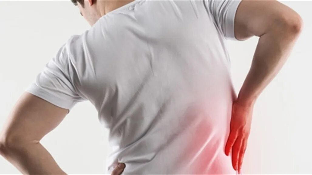 боль в спине. со стороны спины. болит спина. болит сзади. боли внизу ребер со спины.